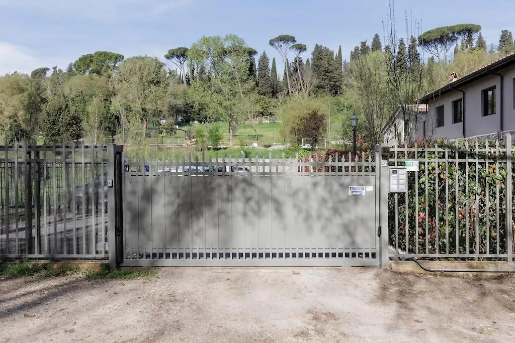 Michelangelo Deluxe Garden Apartment Florence 0*,  Italy