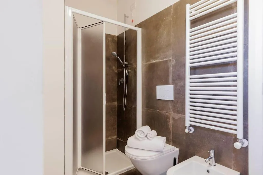 Michelangelo Deluxe Garden Apartment Florence