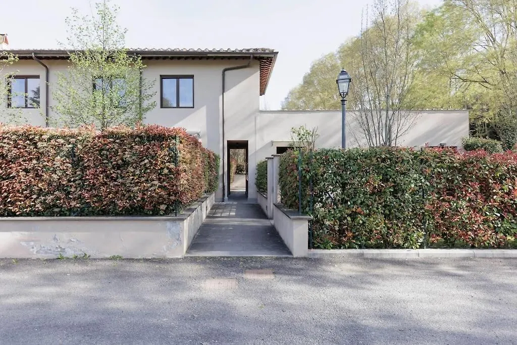 Michelangelo Deluxe Garden Apartment Florence